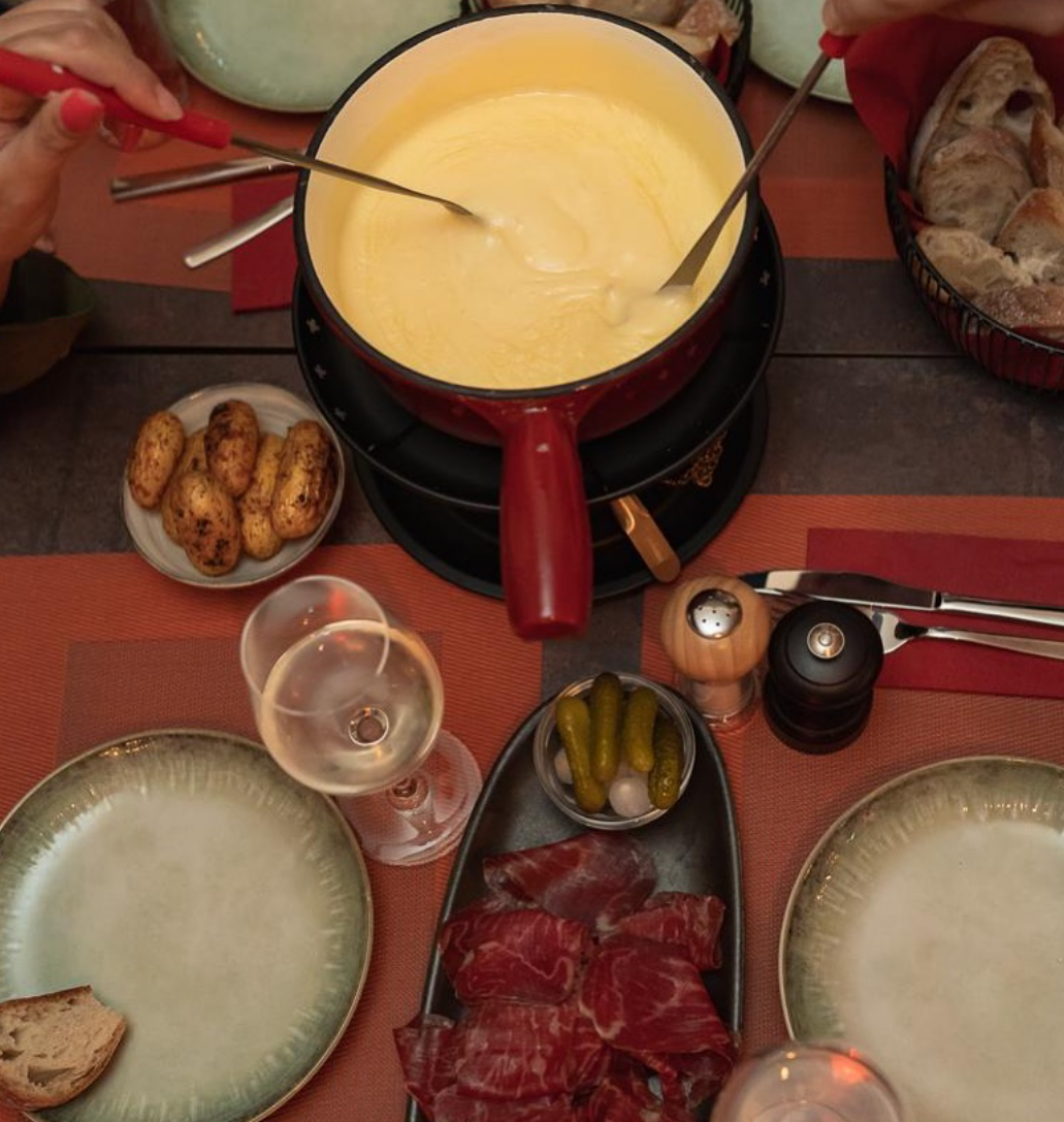 Fondue moiti&eacute;-moiti&eacute; conviviale &mdash; Gruy&egrave;re et Vacherin Fribourgeois au Trois Quarts